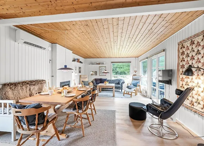 Holiday home Magrete - 900m From The Sea By Interhome *